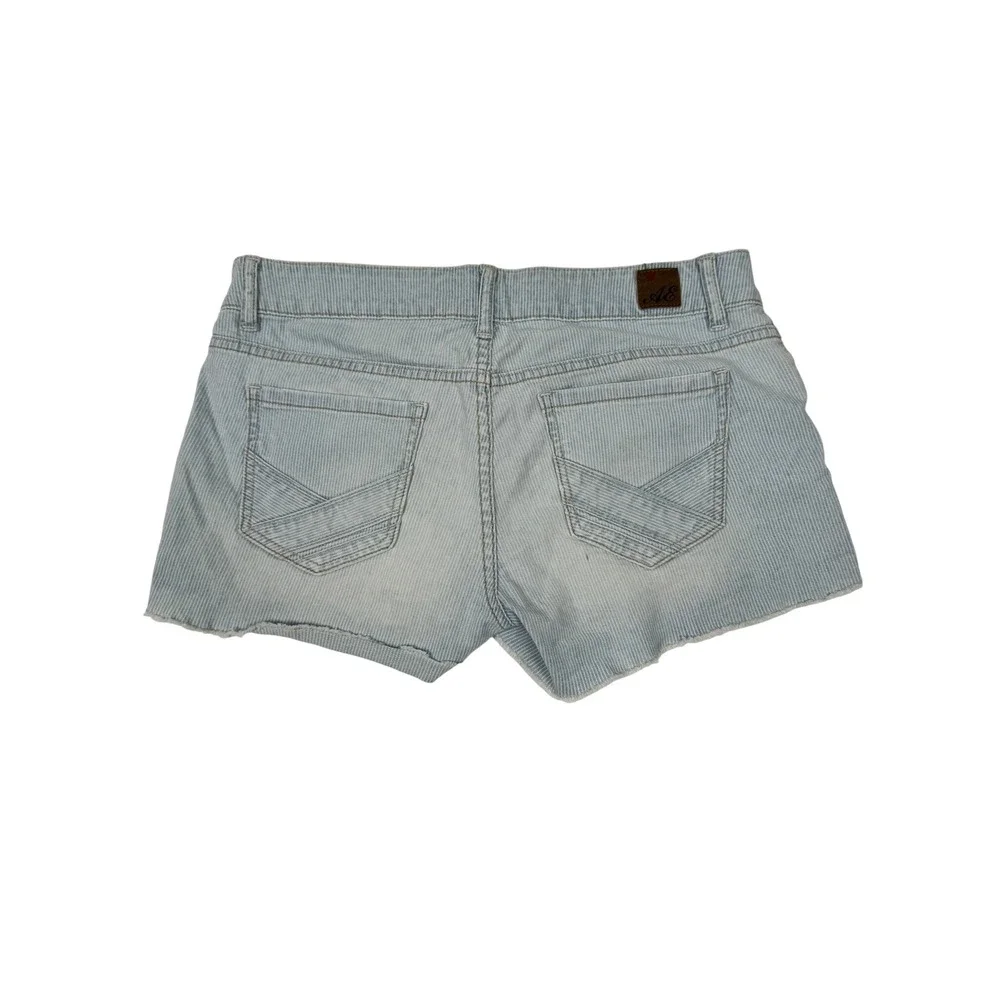 Y2K‎ American Eagle Low Rise Pinstripe Denim Shorts Womens Size 6 Blue
